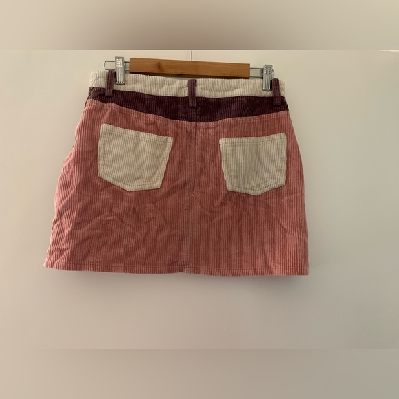 Corduroy mini skirt - Picture 3 of 4
